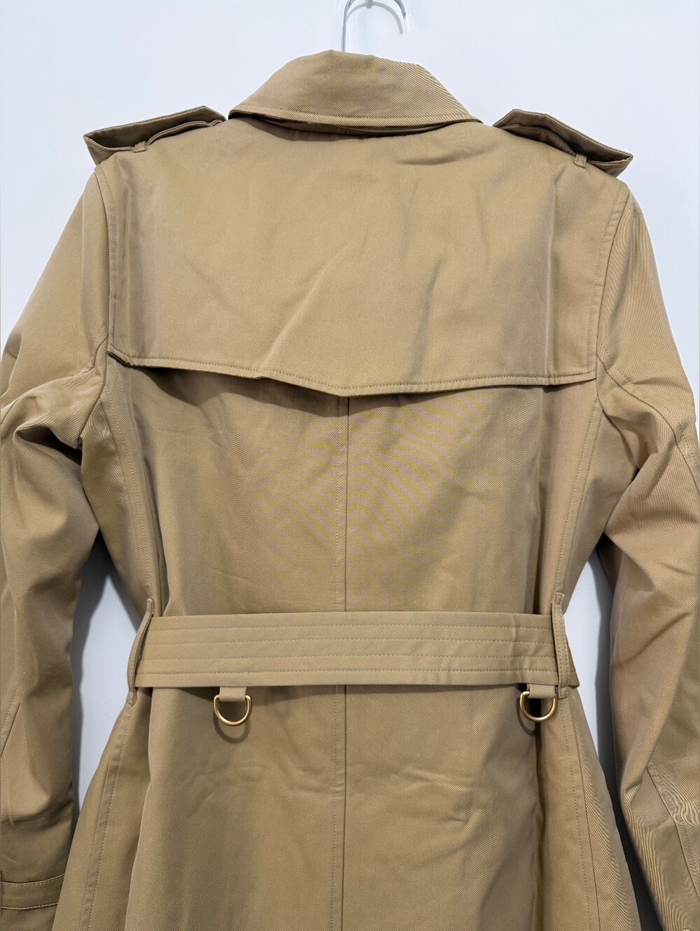 Burberry Beige Classic Double-Breasted Trench Coat with Belt - Picture 4 of 15